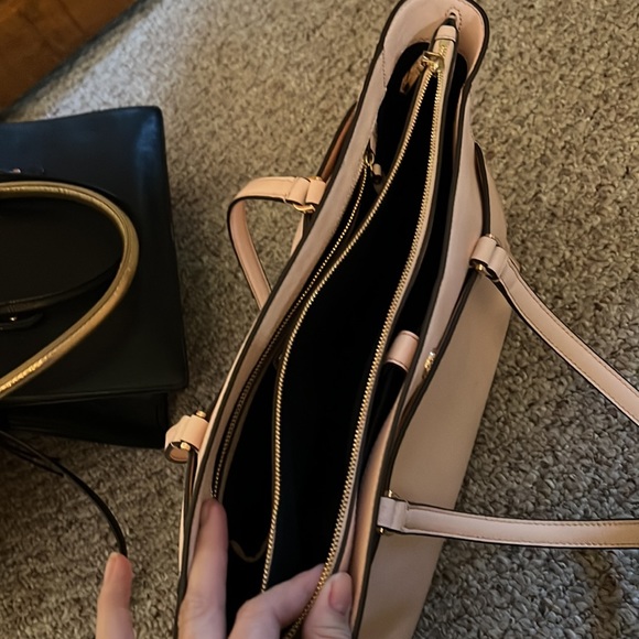 Bag - Picture 2 of 6